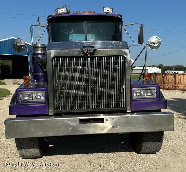 image for item HN9961 1997 Western Star 4864F  winch truck