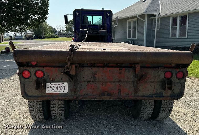 image for item HN9961 1997 Western Star 4864F  winch truck