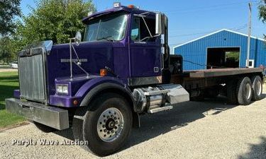 image for item HN9961 1997 Western Star 4864F  winch truck