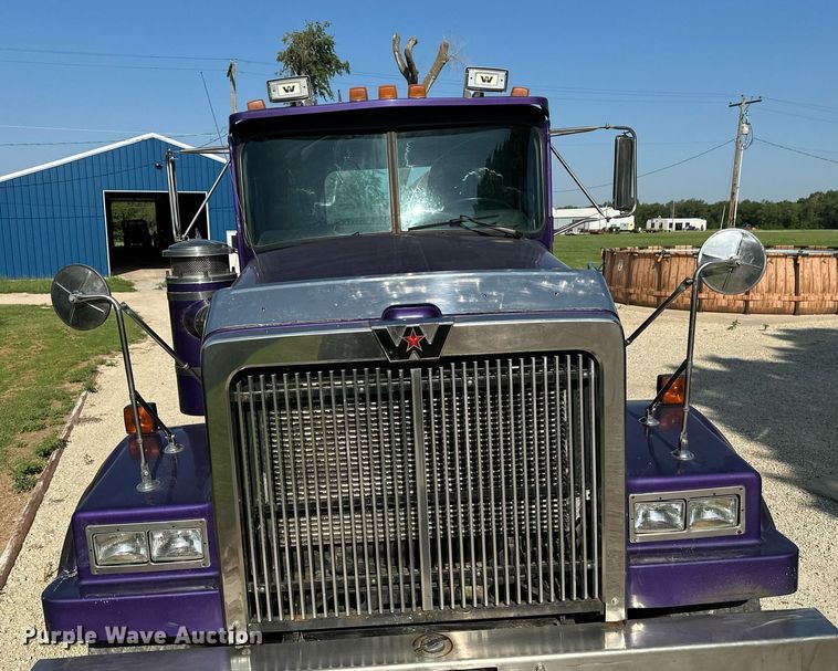 image for item HN9961 1997 Western Star 4864F  winch truck