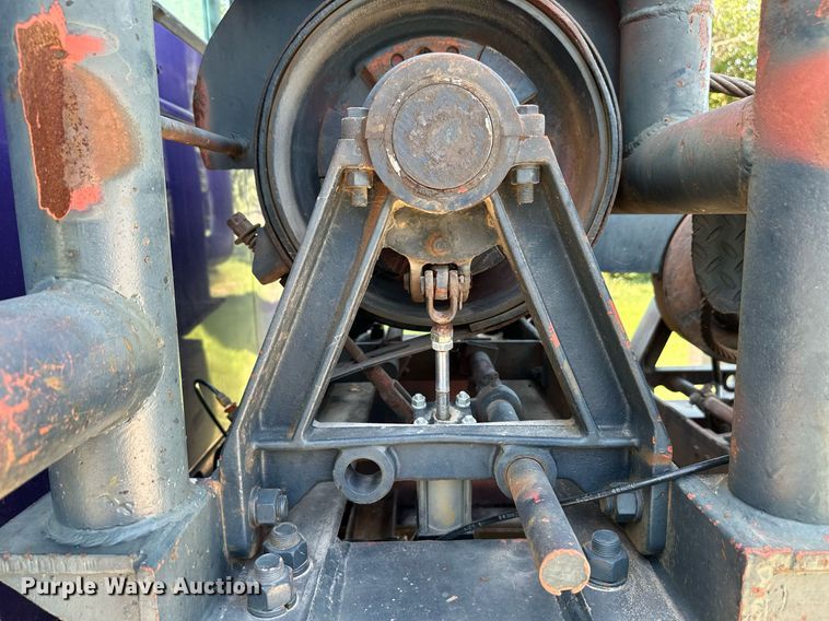 image for item HN9961 1997 Western Star 4864F  winch truck