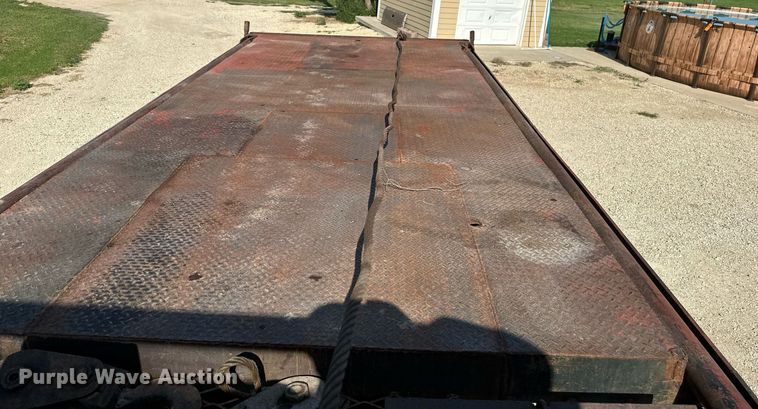 image for item HN9961 1997 Western Star 4864F  winch truck