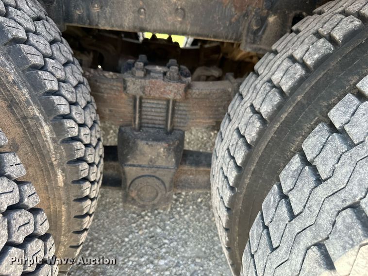 image for item HN9961 1997 Western Star 4864F  winch truck