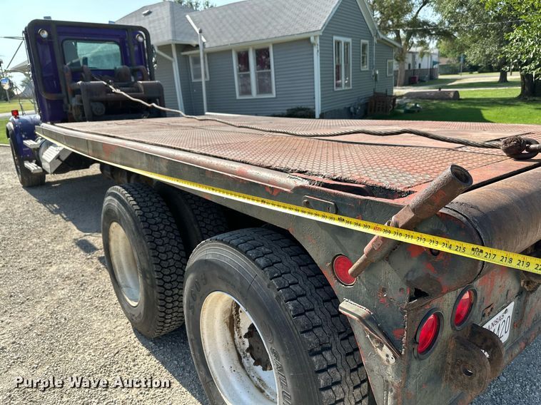 image for item HN9961 1997 Western Star 4864F  winch truck