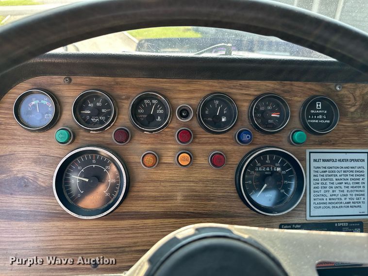 image for item HN9961 1997 Western Star 4864F  winch truck