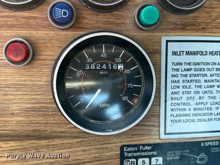 image for item HN9961 1997 Western Star 4864F  winch truck