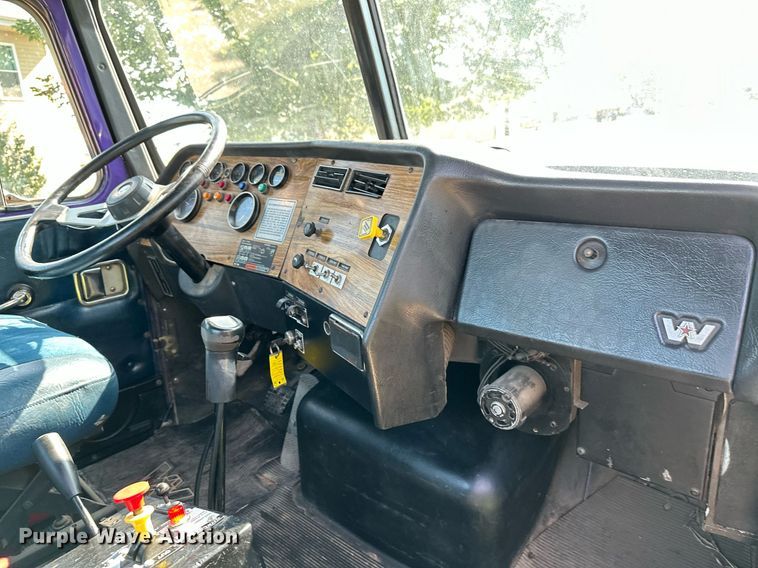 image for item HN9961 1997 Western Star 4864F  winch truck