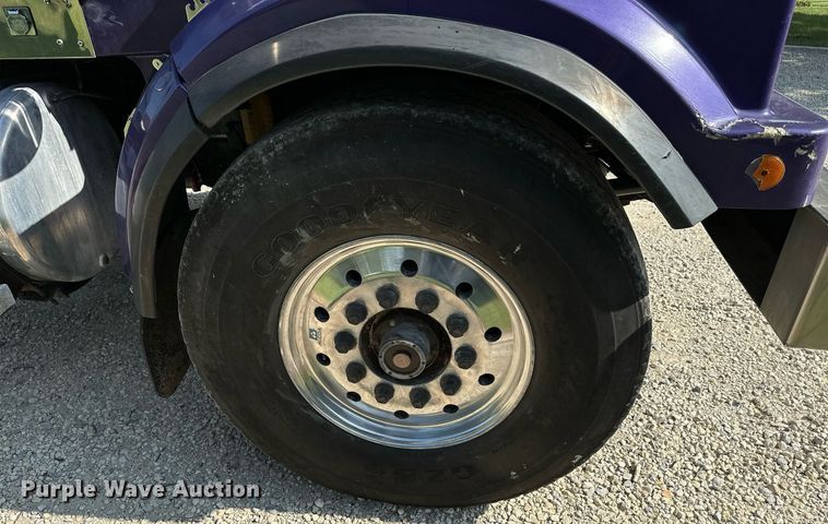 image for item HN9961 1997 Western Star 4864F  winch truck