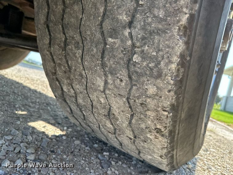 image for item HN9961 1997 Western Star 4864F  winch truck