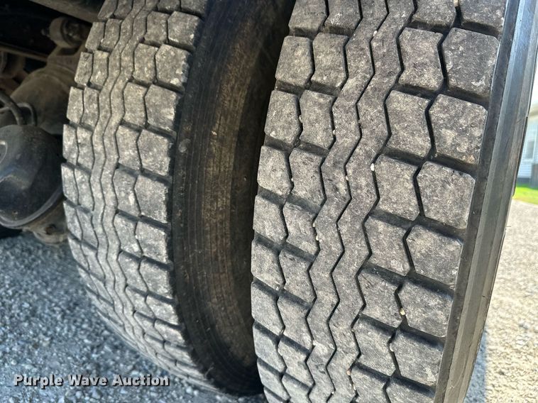 image for item HN9961 1997 Western Star 4864F  winch truck