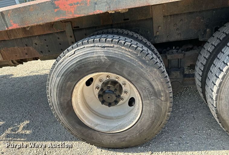 image for item HN9961 1997 Western Star 4864F  winch truck