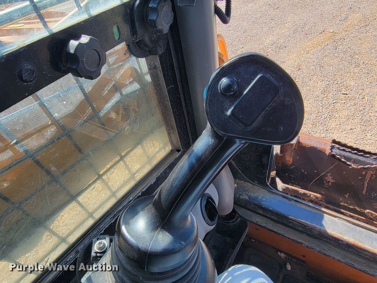 image for item HY9095 2017 Case TR270  tracked skid steer loader