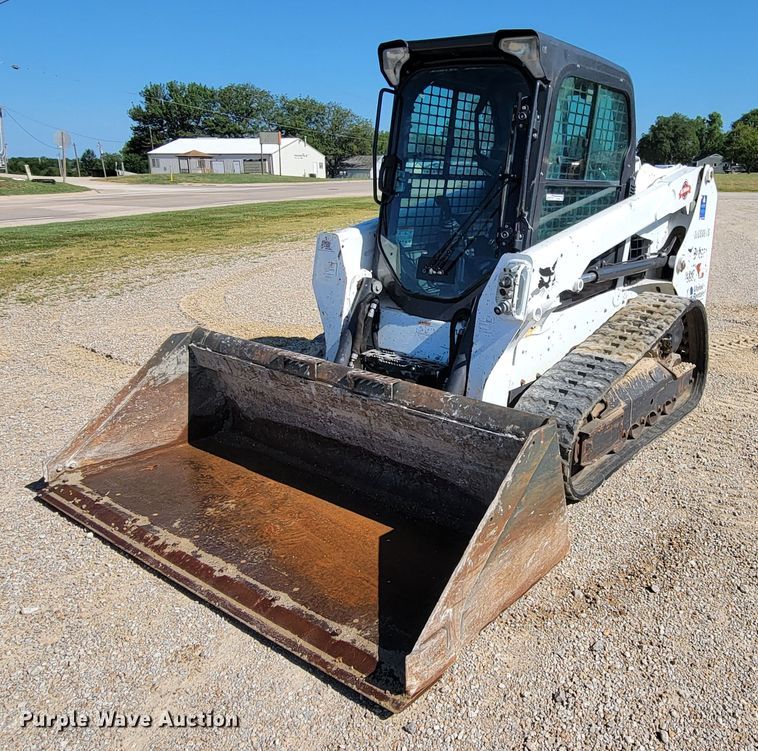 image for item HY9096 2017 Bobcat T550  tracked skid steer loader