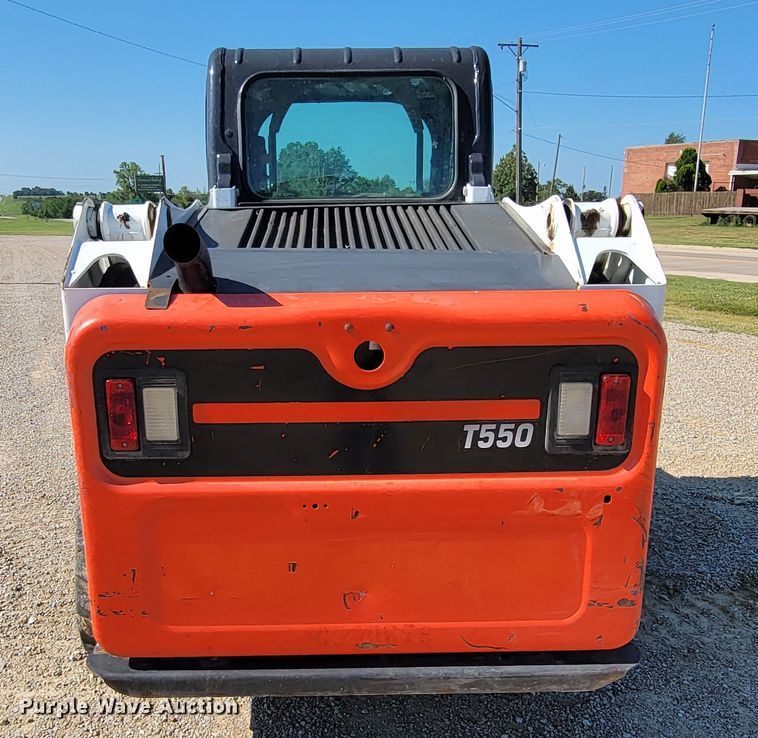image for item HY9096 2017 Bobcat T550  tracked skid steer loader