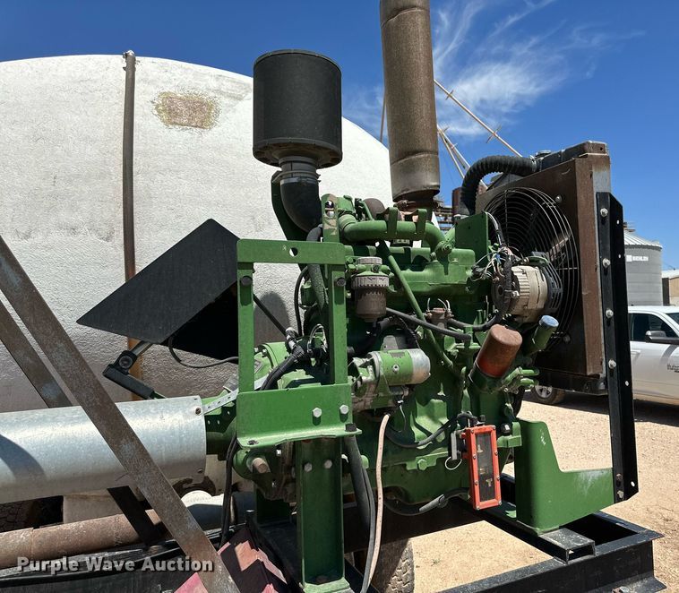 image for item KM9822 1973 International F5070  water truck