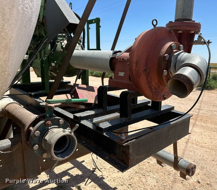 image for item KM9822 1973 International F5070  water truck