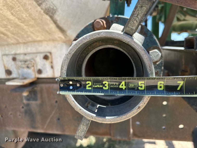 image for item KM9822 1973 International F5070  water truck