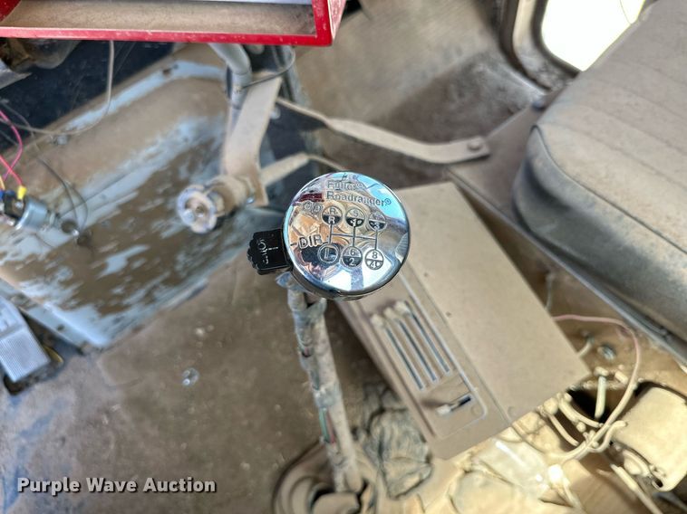 image for item KM9822 1973 International F5070  water truck