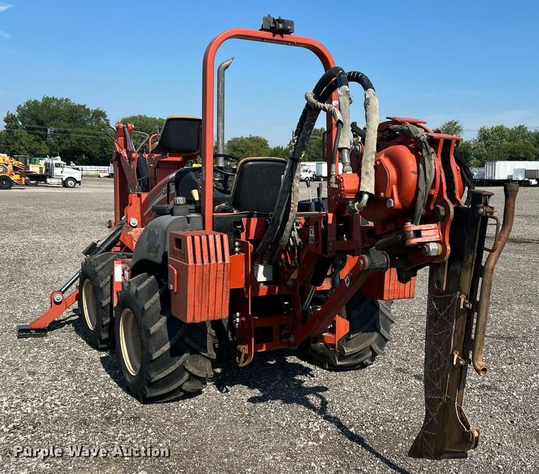 image for item KW9103 2005 Ditch Witch RT55H  cable plow