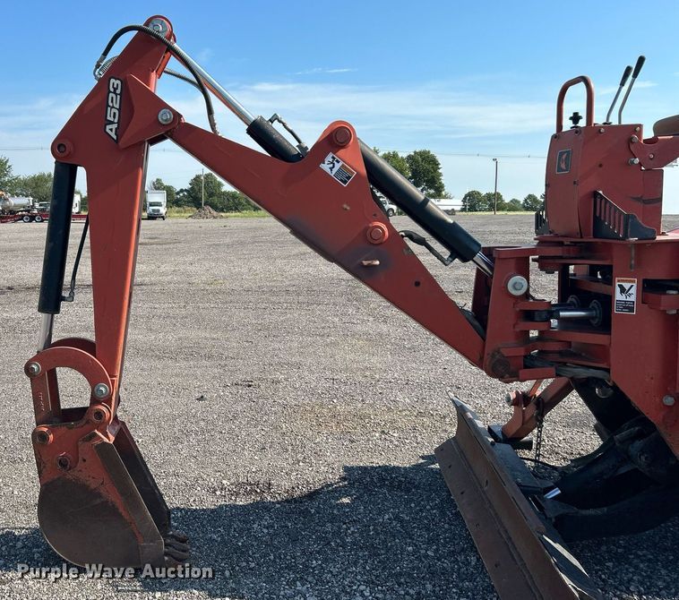 image for item KW9103 2005 Ditch Witch RT55H  cable plow