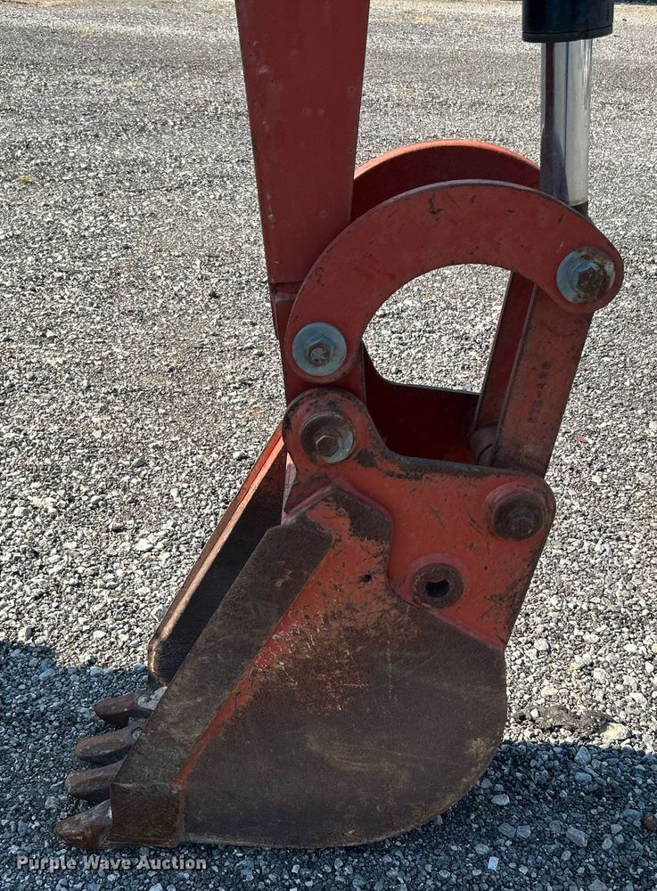 image for item KW9103 2005 Ditch Witch RT55H  cable plow