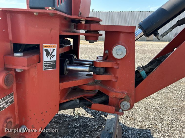 image for item KW9103 2005 Ditch Witch RT55H  cable plow