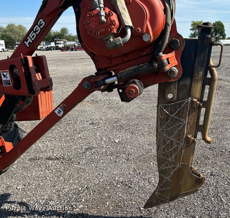 image for item KW9103 2005 Ditch Witch RT55H  cable plow