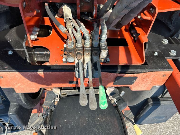 image for item KW9103 2005 Ditch Witch RT55H  cable plow