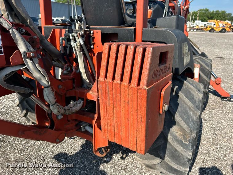 image for item KW9103 2005 Ditch Witch RT55H  cable plow