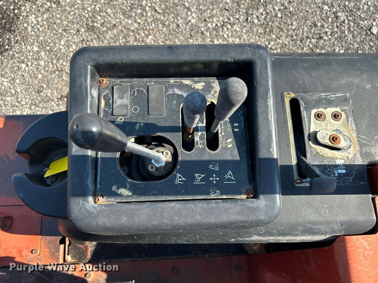 image for item KW9103 2005 Ditch Witch RT55H  cable plow