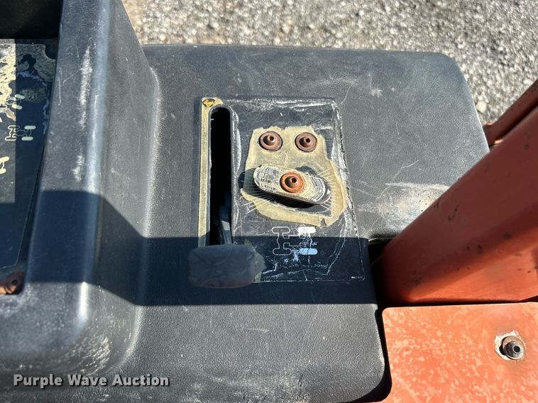 image for item KW9103 2005 Ditch Witch RT55H  cable plow