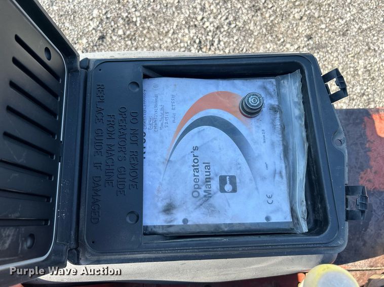 image for item KW9103 2005 Ditch Witch RT55H  cable plow