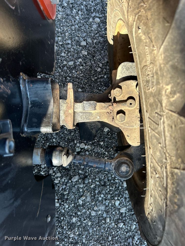 image for item KW9103 2005 Ditch Witch RT55H  cable plow