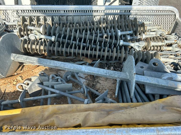 image for item KW9105 2009 International Paystar 5900 SFA  tri-drive digger derrick truck