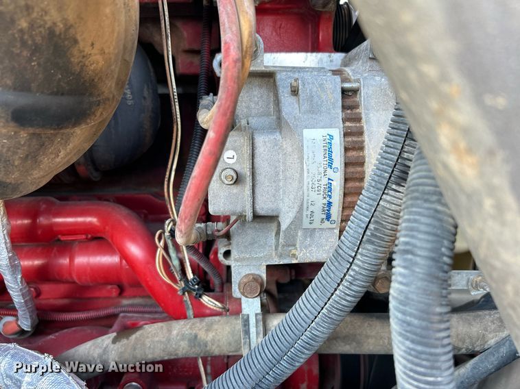 image for item KW9105 2009 International Paystar 5900 SFA  tri-drive digger derrick truck