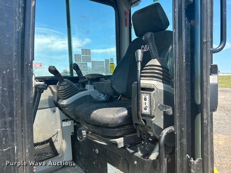 image for item KW9106 2020 Caterpillar 305E2 CR  mini excavator