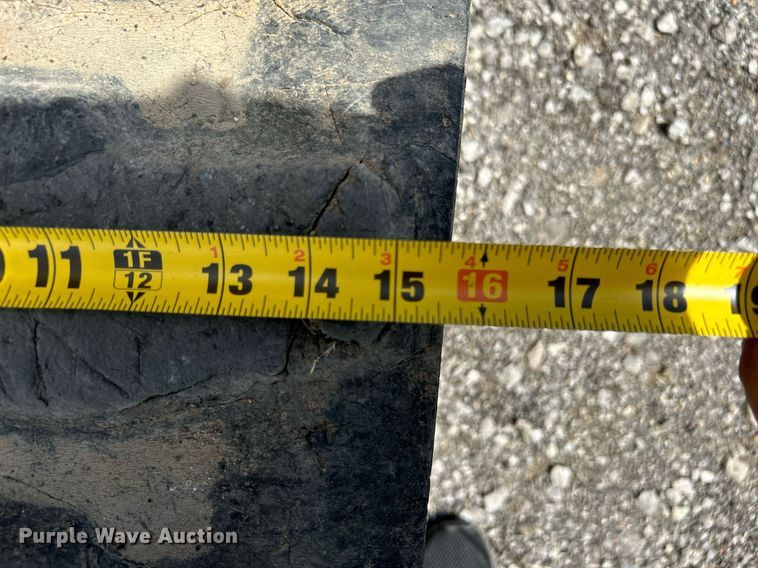 image for item KW9106 2020 Caterpillar 305E2 CR  mini excavator