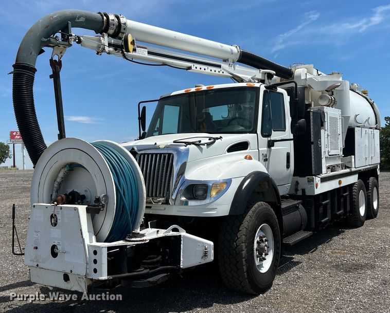 image for item KW9108 2007 International 7600 sewer jetter truck