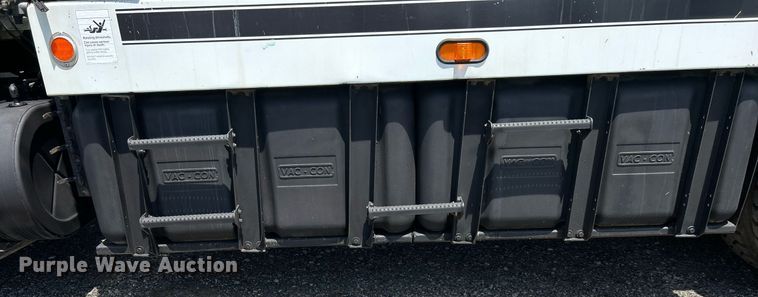 image for item KW9108 2007 International 7600 sewer jetter truck