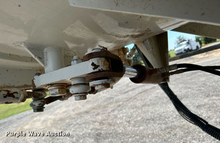 image for item KW9108 2007 International 7600 sewer jetter truck