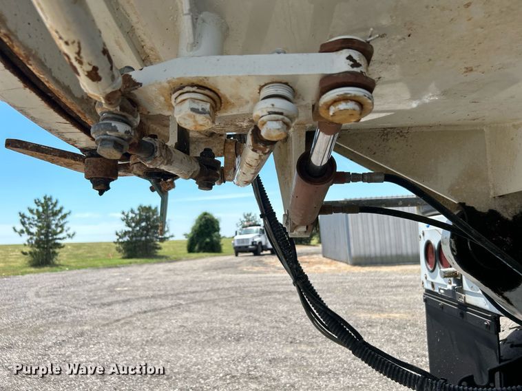 image for item KW9108 2007 International 7600 sewer jetter truck