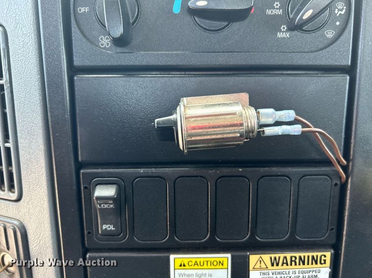 image for item KW9108 2007 International 7600 sewer jetter truck