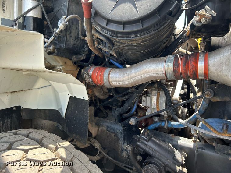 image for item KW9108 2007 International 7600 sewer jetter truck