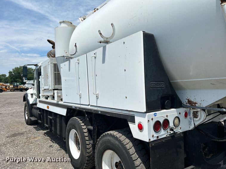 image for item KW9108 2007 International 7600 sewer jetter truck