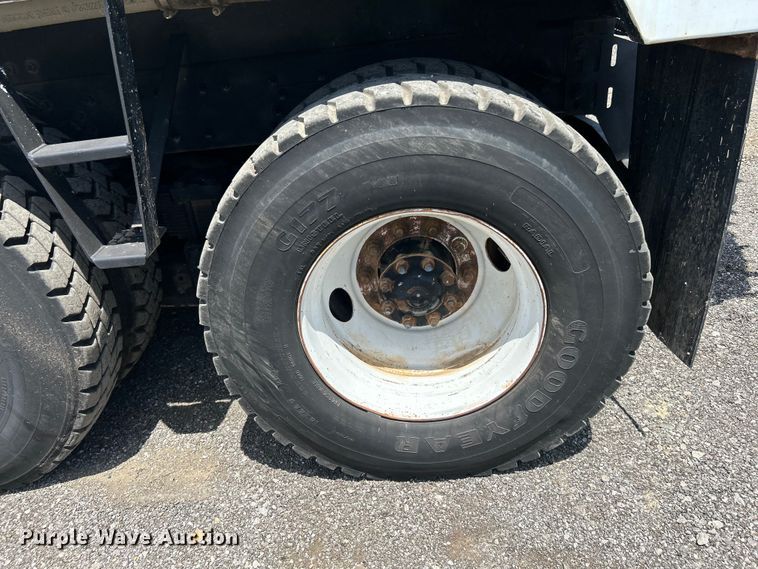 image for item KW9108 2007 International 7600 sewer jetter truck