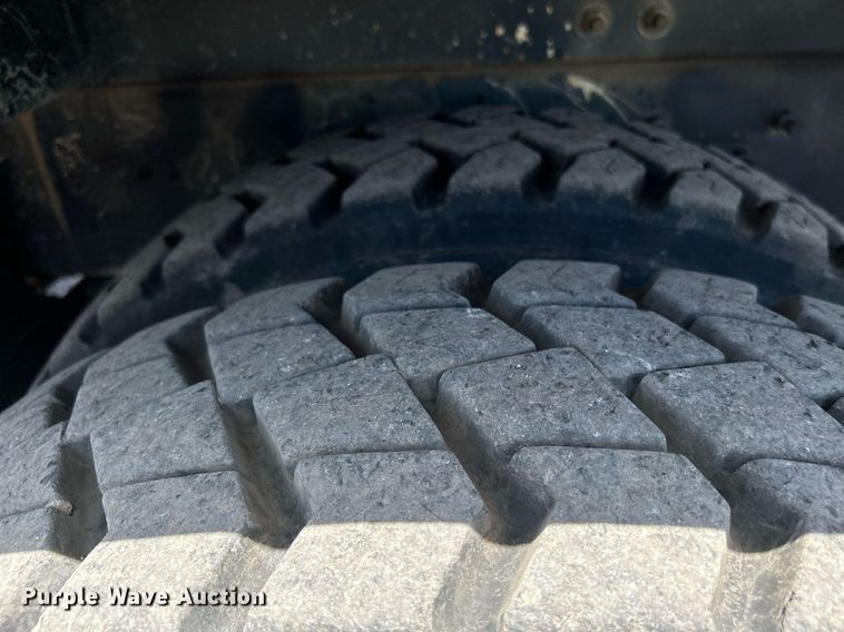 image for item KW9108 2007 International 7600 sewer jetter truck