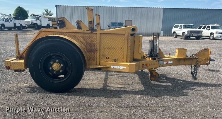 image for item KW9113 1984 Butler  reel trailer