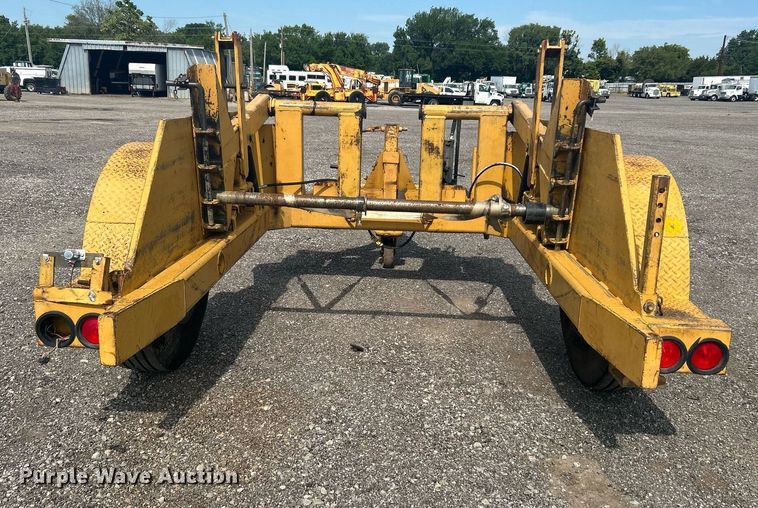 image for item KW9113 1984 Butler  reel trailer