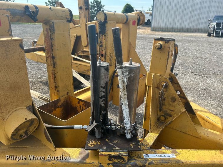 image for item KW9113 1984 Butler  reel trailer