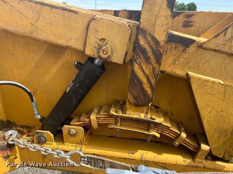 image for item KW9113 1984 Butler  reel trailer